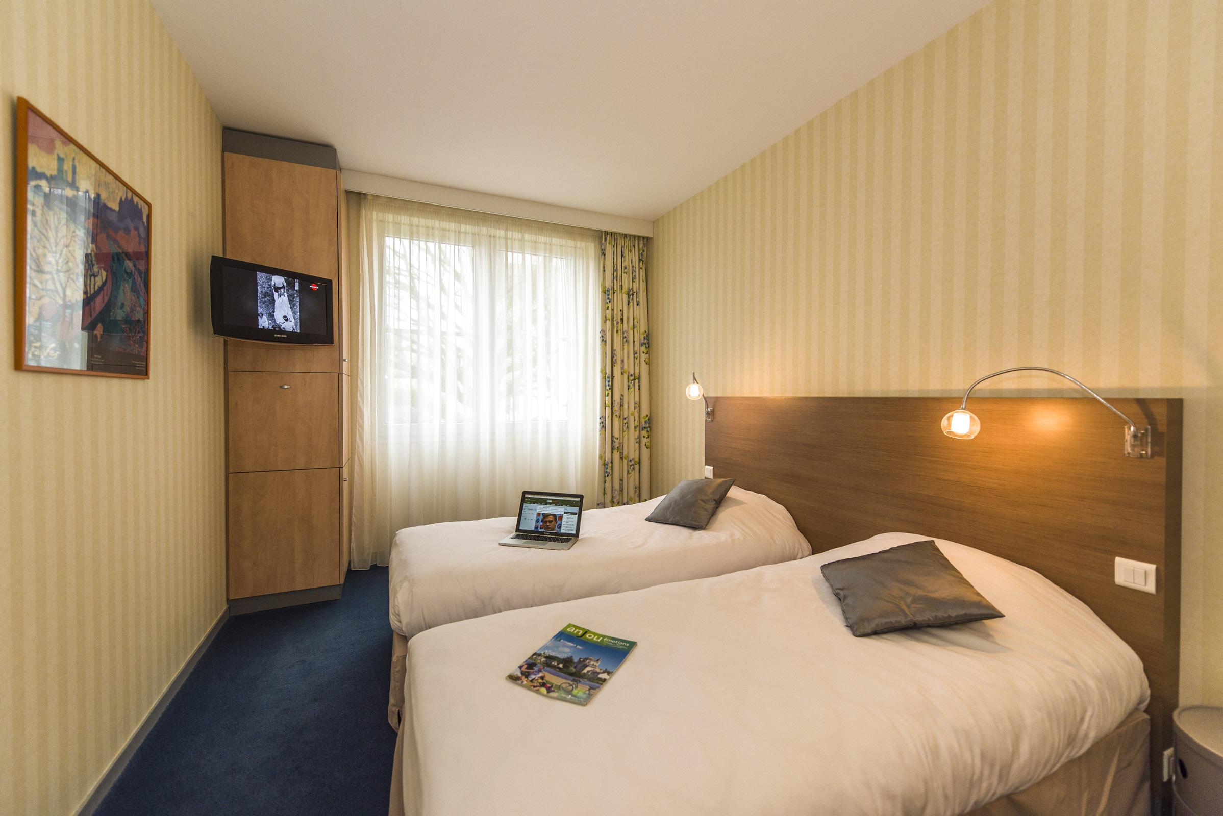 Hotel Mileade Le Domaine De La Blairie - Saumur Saint-Martin-de-la-Place Екстер'єр фото
