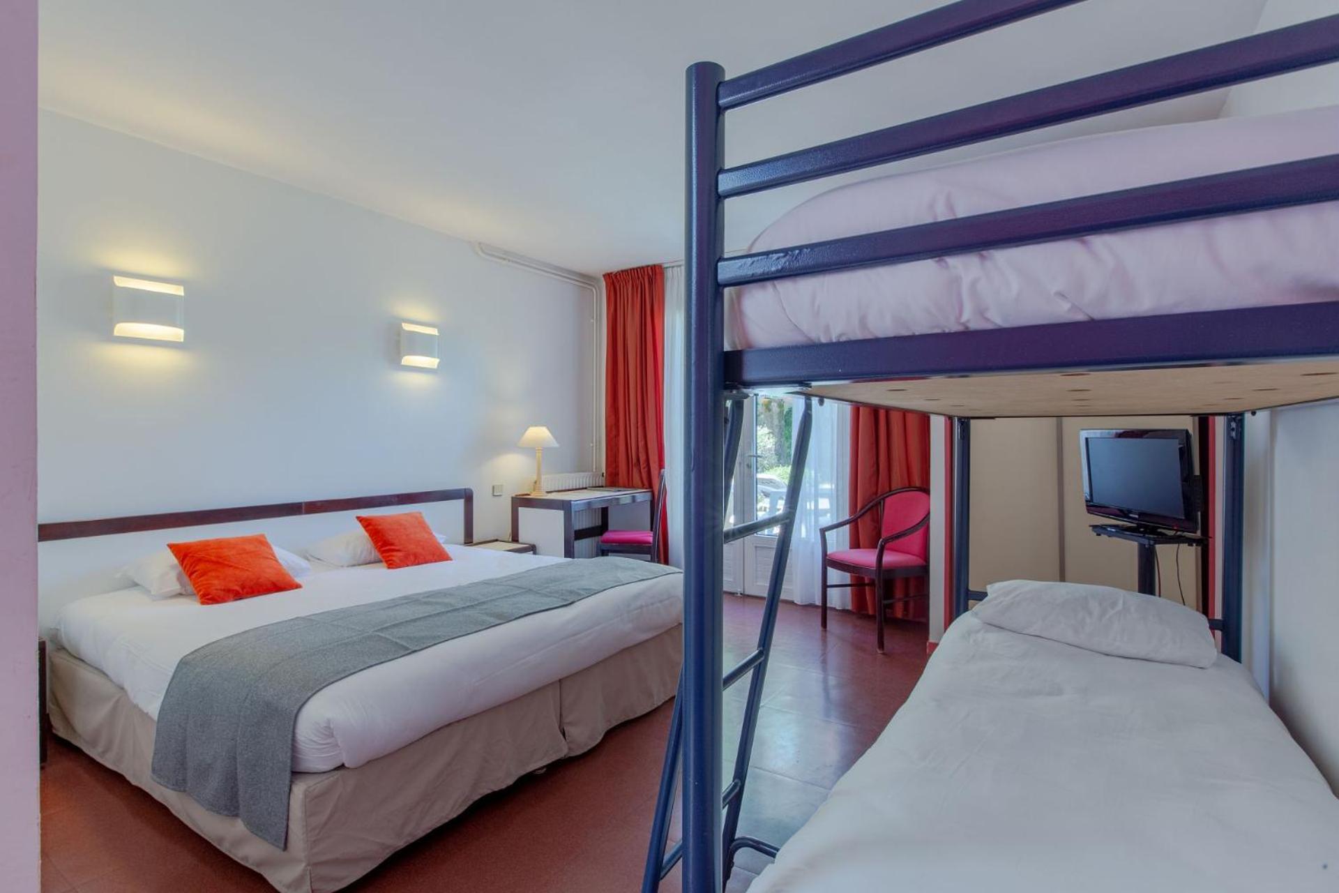Hotel Mileade Le Domaine De La Blairie - Saumur Saint-Martin-de-la-Place Екстер'єр фото