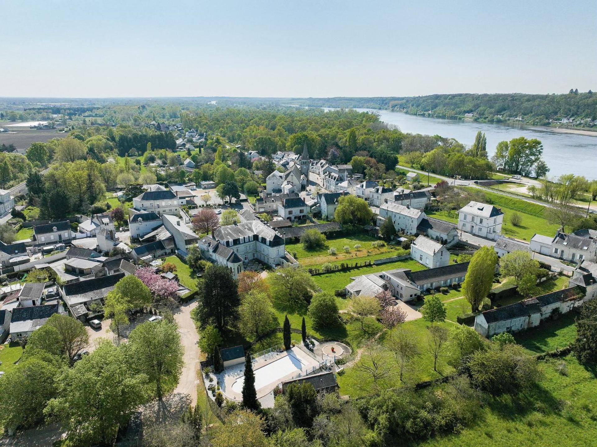 Hotel Mileade Le Domaine De La Blairie - Saumur Saint-Martin-de-la-Place Екстер'єр фото