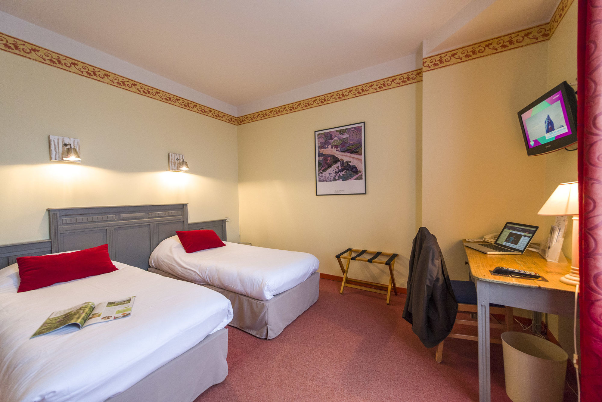 Hotel Mileade Le Domaine De La Blairie - Saumur Saint-Martin-de-la-Place Екстер'єр фото