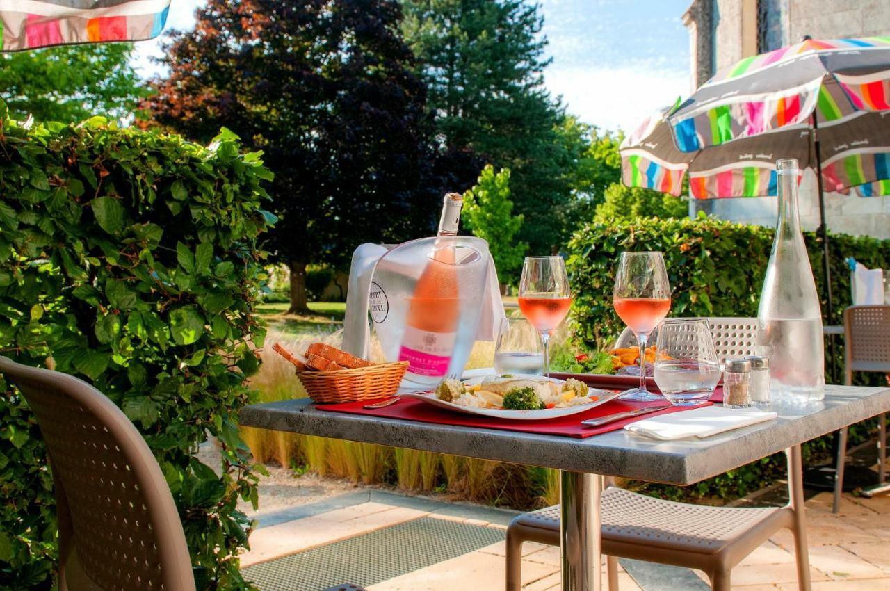 Hotel Mileade Le Domaine De La Blairie - Saumur Saint-Martin-de-la-Place Екстер'єр фото